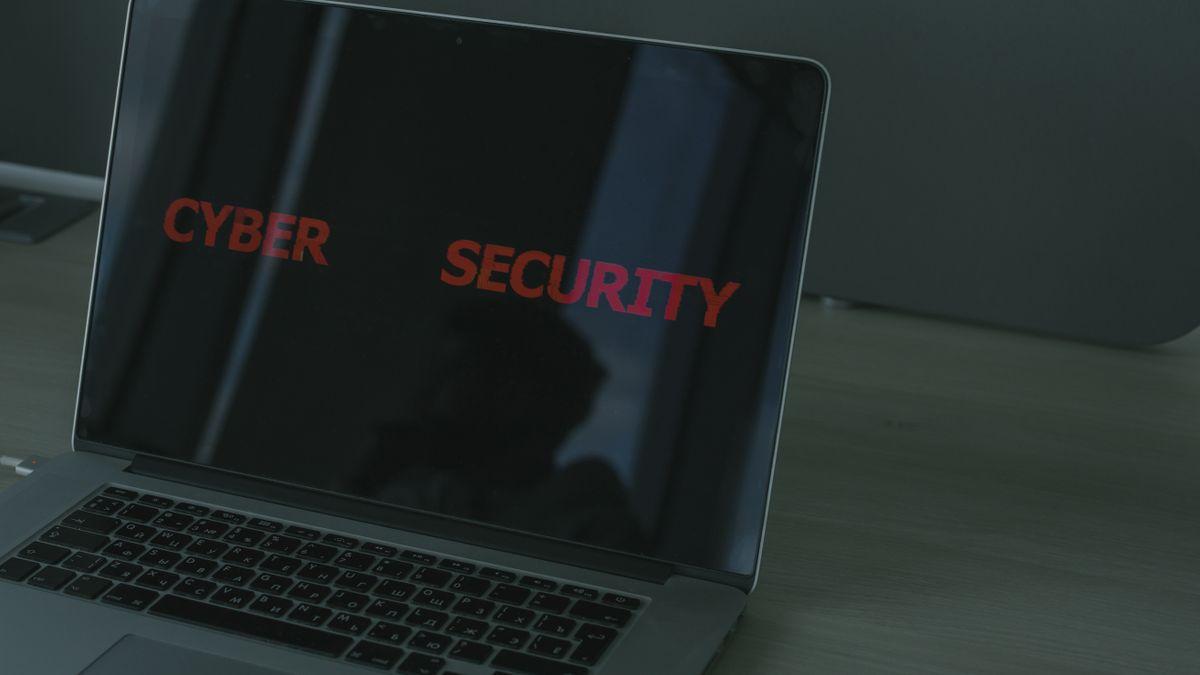 MS in Cybersecurity Abroad for Indian Students: Programs, STEM-OPT & Careers
