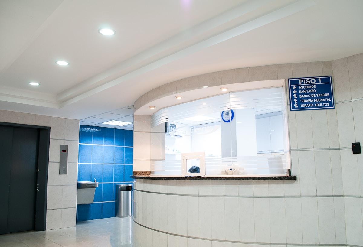 Modern hospital building representing healthcare MBA career opportunities