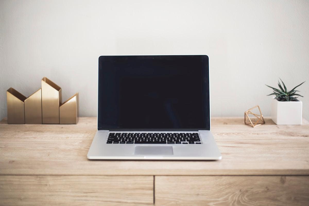 Laptop and Tech Requirements for University Abroad: What Indian Students Should Buy