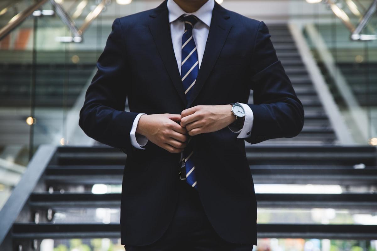Professional in business attire representing US legal career aspirations