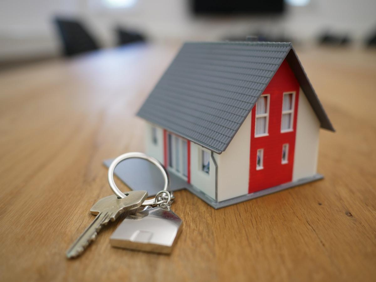 Real Estate and Property Management Careers Abroad for Indian Graduates