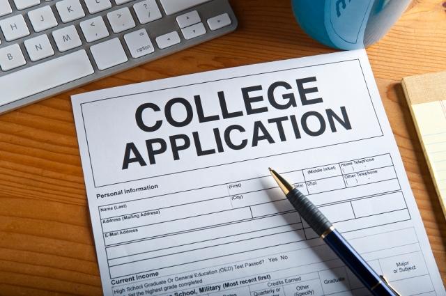 How to make a successful overseas college application
